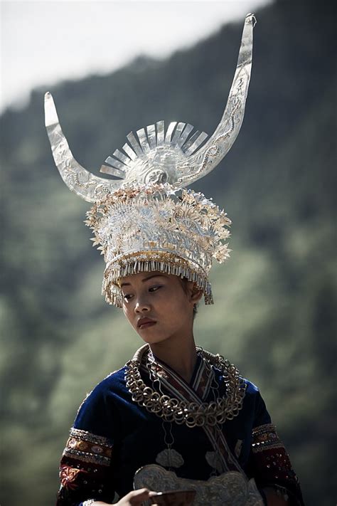 A n z u: Oriental jewelled headdresses