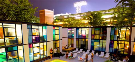 Hotels near Fenway Park - Rates, Reservations - Boston Discovery Guide