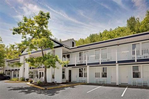 DAYS INN BY WYNDHAM BAR HARBOR - Updated 2024 Prices & Hotel Reviews ...