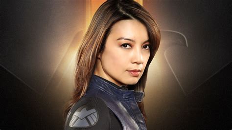 Marvel's Agents of SHIELD Exclusive Clip: Melinda May Chases Absorbing ...