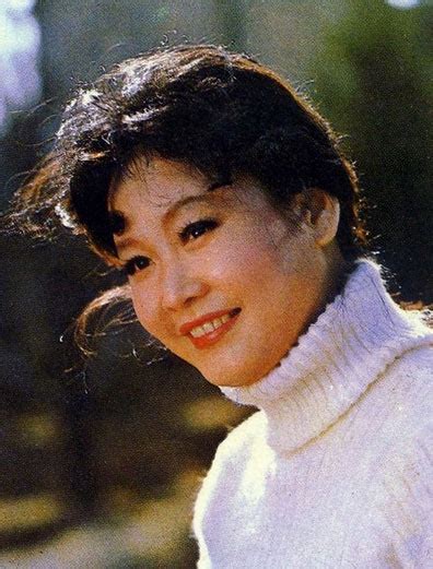 Top 10 women singers over 30 years -- china.org.cn