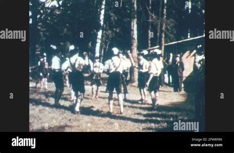 Boys in lederhosen Stock Videos & Footage - HD and 4K Video Clips - Alamy