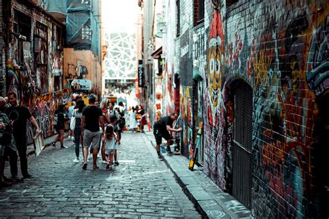 Private Melbourne Laneways Walking Tour | Melbourne Tours