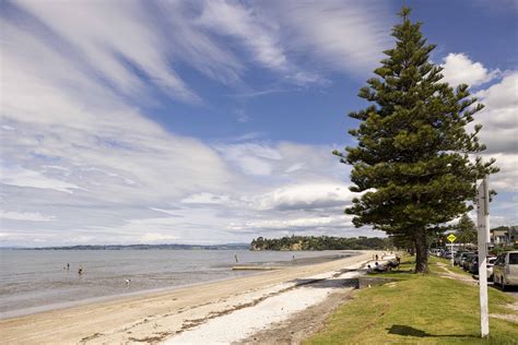 Three of the best east coast beaches in Auckland - OurAuckland