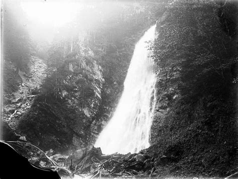 3 Waterfalls in the pyrenees Images: PICRYL - Public Domain Media ...