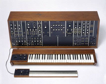 Moog synthesizer, 1968-1969. | Moog synthesizer, Synthesizer ...