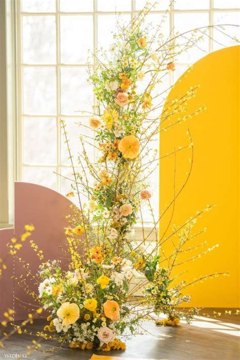 Flower Child ~ WedLuxe Media Yellow Wedding Flowers, Peach Flowers, Sunflower Wedding, White ...