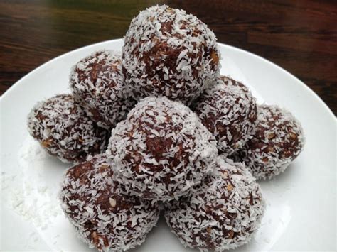 Coconut Protein Balls Recipe and Nutrition - Eat This Much