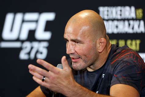 UFC 282: Glover Teixeira 'upset' with Jan Blachowicz vs Magomed Ankalaev