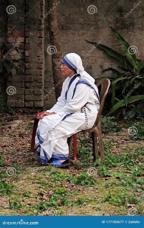 Missionaries of Charity - Mother Teresa Nun in Kumrokhali, India ...