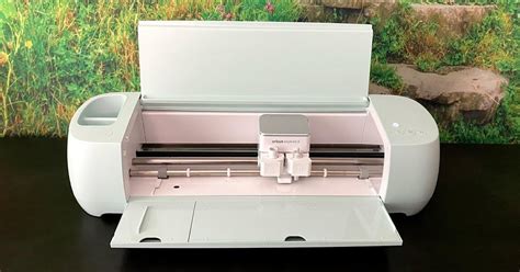 Cricut Explore 3 review: Smarter, faster and potentially costly - CNET