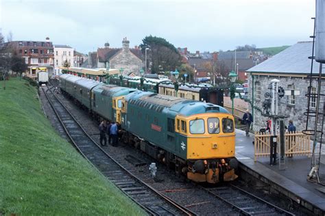 History is made with two class 33 diesel locomotive variants double-heading a Swanage Railway ...