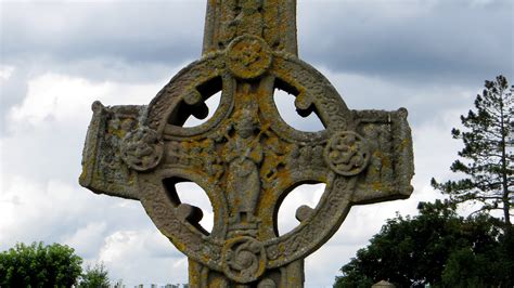 Clonmacnoise Cross Ireland Monastery Wallpaper - Resolution:1920x1080 - ID:1033935 - wallha.com