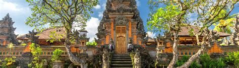 Ubud Palace | Entrance Fee, Opening Hours & More