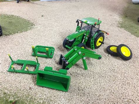 Farm toy display, Farm toys, Tractor toy