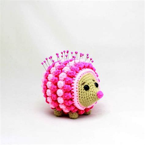 📍 Porcupine Pattern | Handmade Pincushions | Pin cushions patterns, Diy crochet toys, Pin cushions