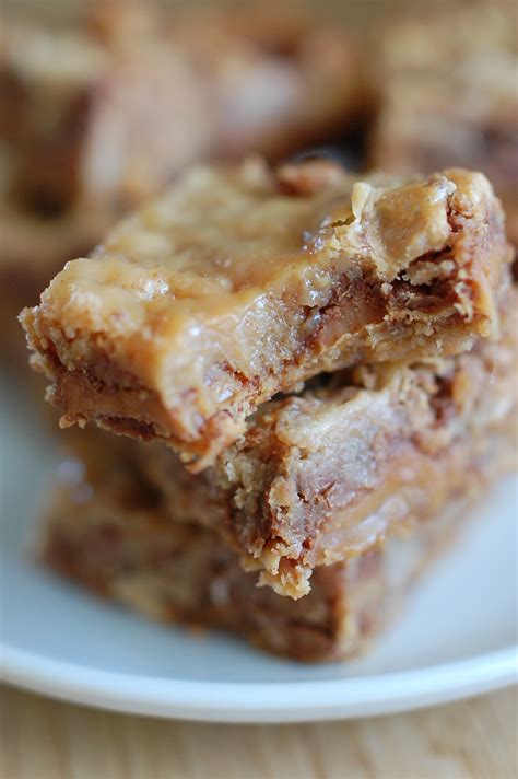 Food, Fun & Life: Caramel Toffee Bars