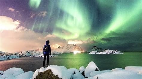 See the Northern Lights With Up Norway's Travel Packages