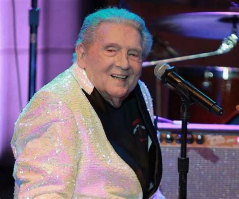 Jerry Lee Lewis Biography - Facts, Childhood, Family Life & Achievements