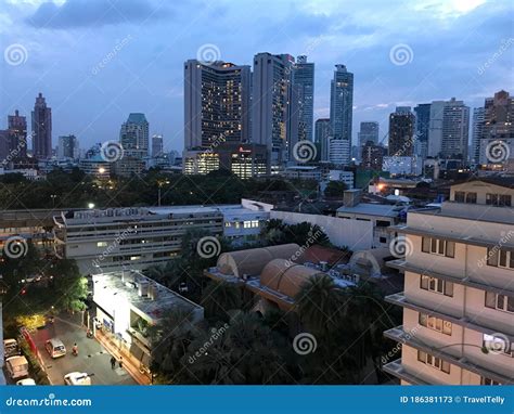 Bangkok skyline editorial stock photo. Image of thailand - 186381173