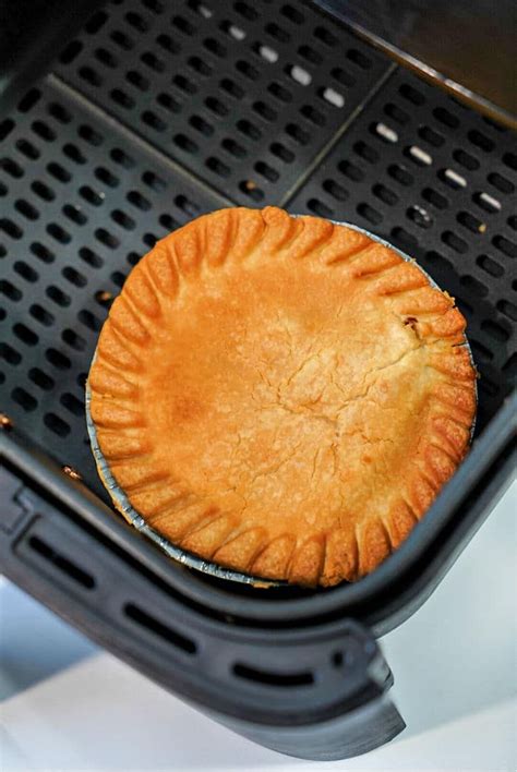 Frozen Pot Pie in Air Fryer | Air fryer recipes easy, Air fryer recipes healthy, Air fryer ...