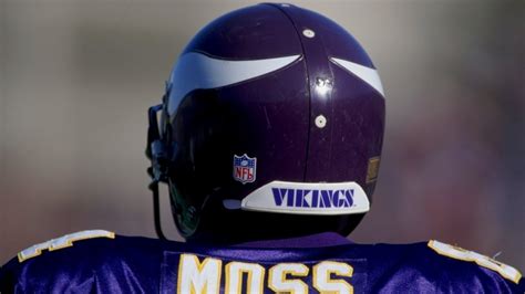 WR Randy Moss announced as Vikings Ring of Honor inductee