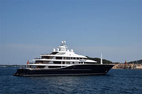 AQUILA Yacht • Ann Walton Kroenke $150M Superyacht