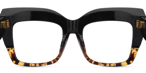 Alberta Cat Eye Tortoise glasses from Zeelool; we absolutely adore those stylish frames!