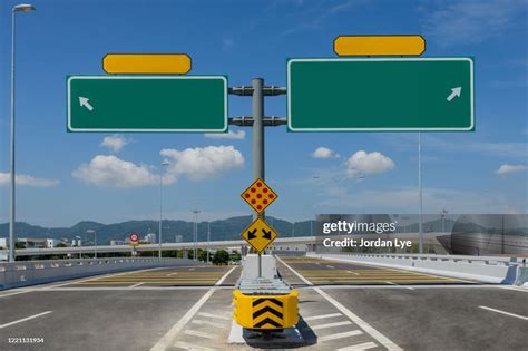 Blank Road Sign For Outdoor Concept Idea High-Res Stock Photo - Getty Images