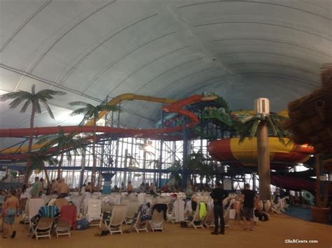 Review: Sheraton Fallsview Indoor Waterpark (Niagara Falls) - InACents.com