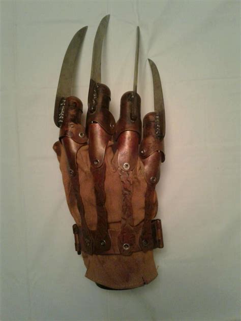 Freddy Krueger glove for sale in Yonkers, NY - 5miles: Buy and Sell