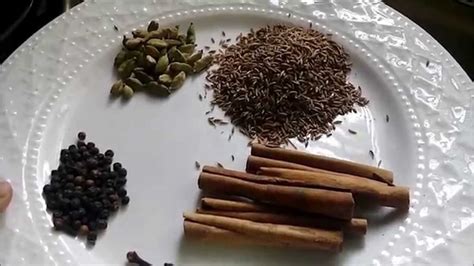 Pilau spices/Masala - YouTube