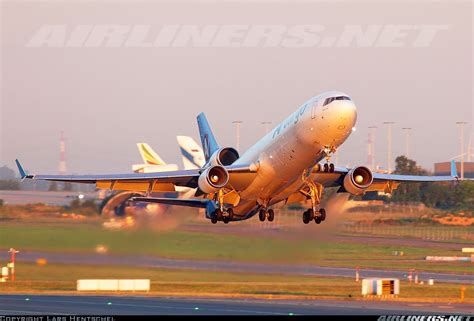 McDonnell Douglas MD-11F aircraft picture | Aircraft pictures, Air ...