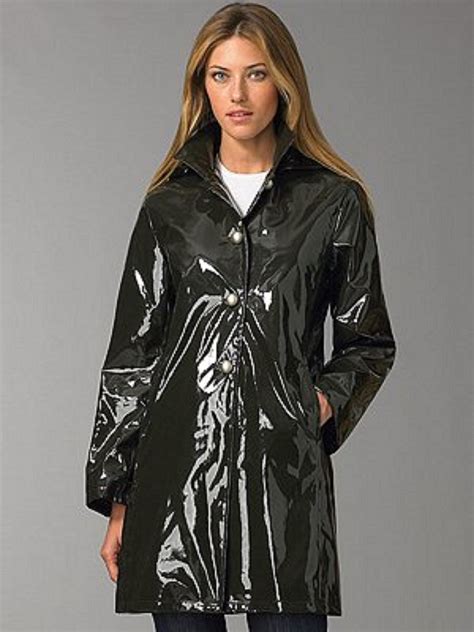 Black PVC Raincoat | Raincoats for women, Black raincoat, Rainwear fashion