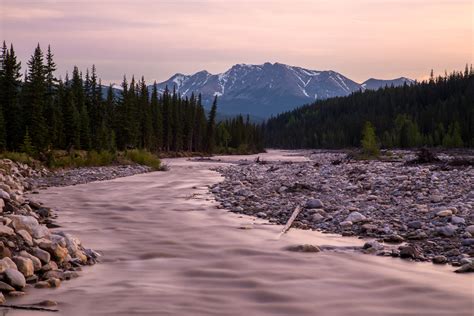 Exploring Sundre Alberta - Hecktic Travels