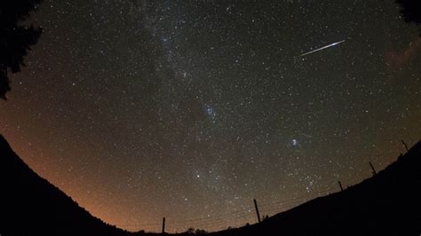 10 Photos From Last Night’s Out-of-This-World Meteor Shower – Mother Jones