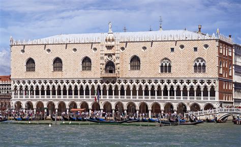 Smarthistory – Palazzo Ducale