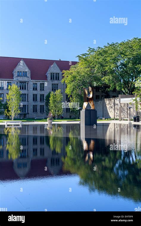 Chicago university law school hi-res stock photography and images - Alamy