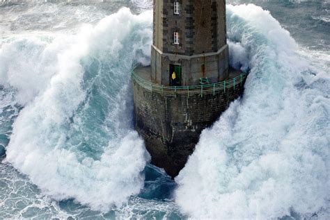 Lighthouse Storm Wallpapers - Wallpaper Cave