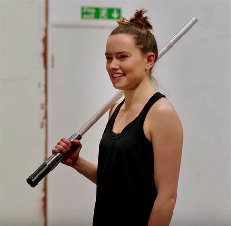 'Star Wars: The Rise of Skywalker': Daisy Ridley on lightsaber fights