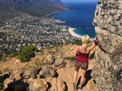 Hiking Lions Head: A South Africa Highlight – Never Ending Footsteps