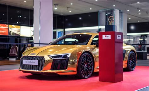 2016 Audi R8 V10 Plus Gets Official Chrome Gold Wrap - autoevolution