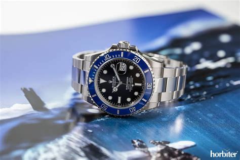 The Rolex Submariner 126619LB White Gold Blue Bezel watch hands-on