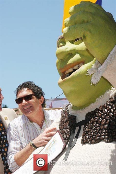 Picture - Antonio Banderas and Shrek at Star On The Hollywood Walk Of Fame Los Angeles ...