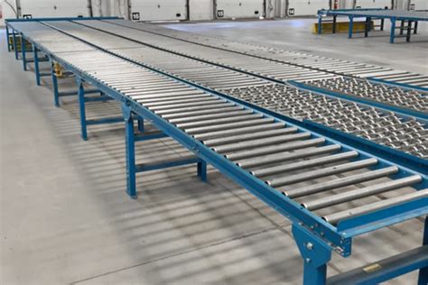 SPI SS Box Transfer Conveyor, Roller Diameter: 120 mm, Capacity: 300 kg ...