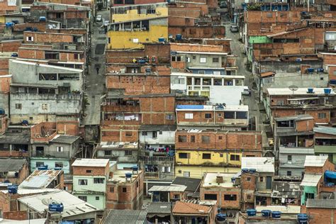 Hiperverticalização chega a favelas de São Paulo, onde lajes se sobrepõem - 07/09/2019 ...