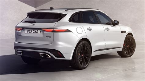 Jaguar F-Pace R-Dynamic Black on sale: price and spec | carwow