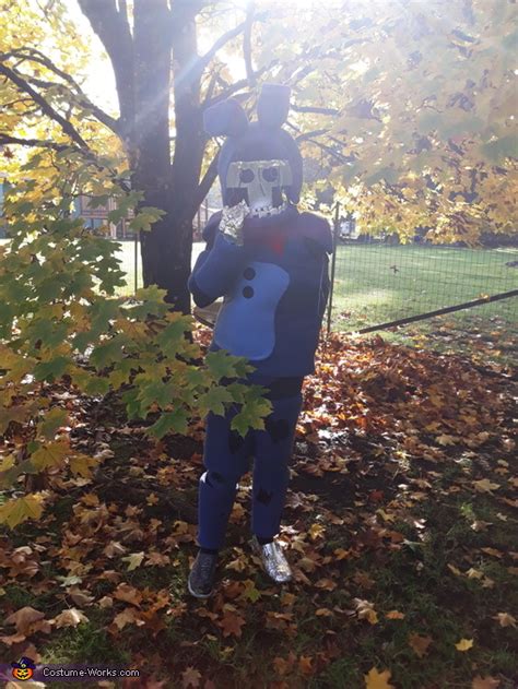 Withered Bonnie Costume - Photo 5/5