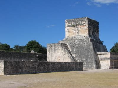 Facts About Mayan Pyramids | USA Today