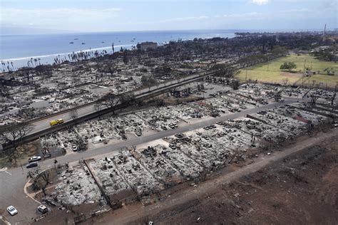 Maui's Top Emergency Officials Were Off Island As Wildfires Hit Lahaina ...